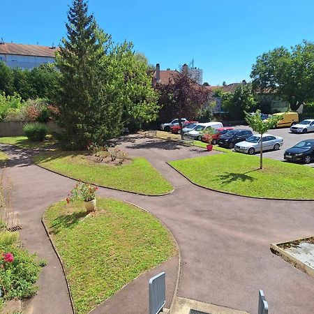 Jurassique Appart Montigny-les-Metz Exteriör bild